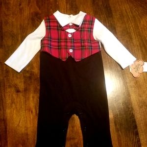 Baby boy Christmas outfit with tags